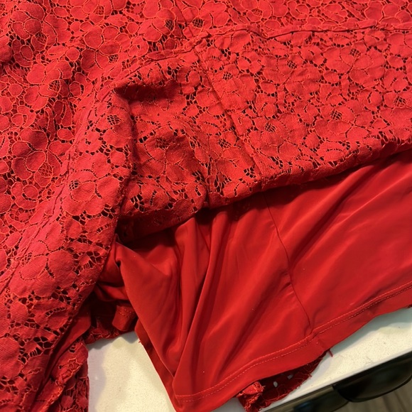 Red Lace Dress WITH POCKETS from White House Black Market with button detailing - Picture 3 of 3